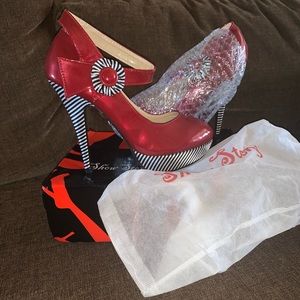 NWB SHOW STORY Wine Red Flower Ankle Strap Stripe Stiletto Heel Platform Pumps 9